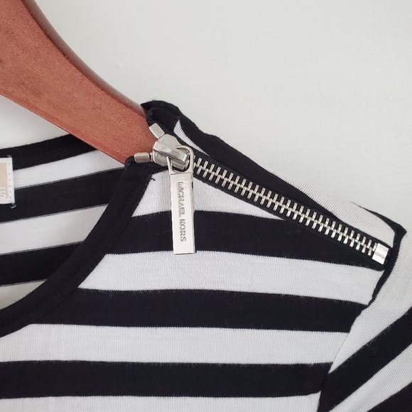 Michael Kors Body Suit - Picture 4 of 5